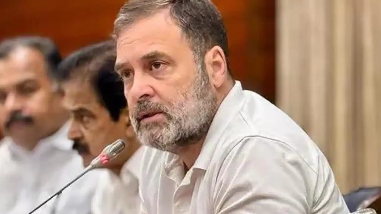 Govt must clarify if it has accepted 3rd party imagetion: Cong on 'pause'
