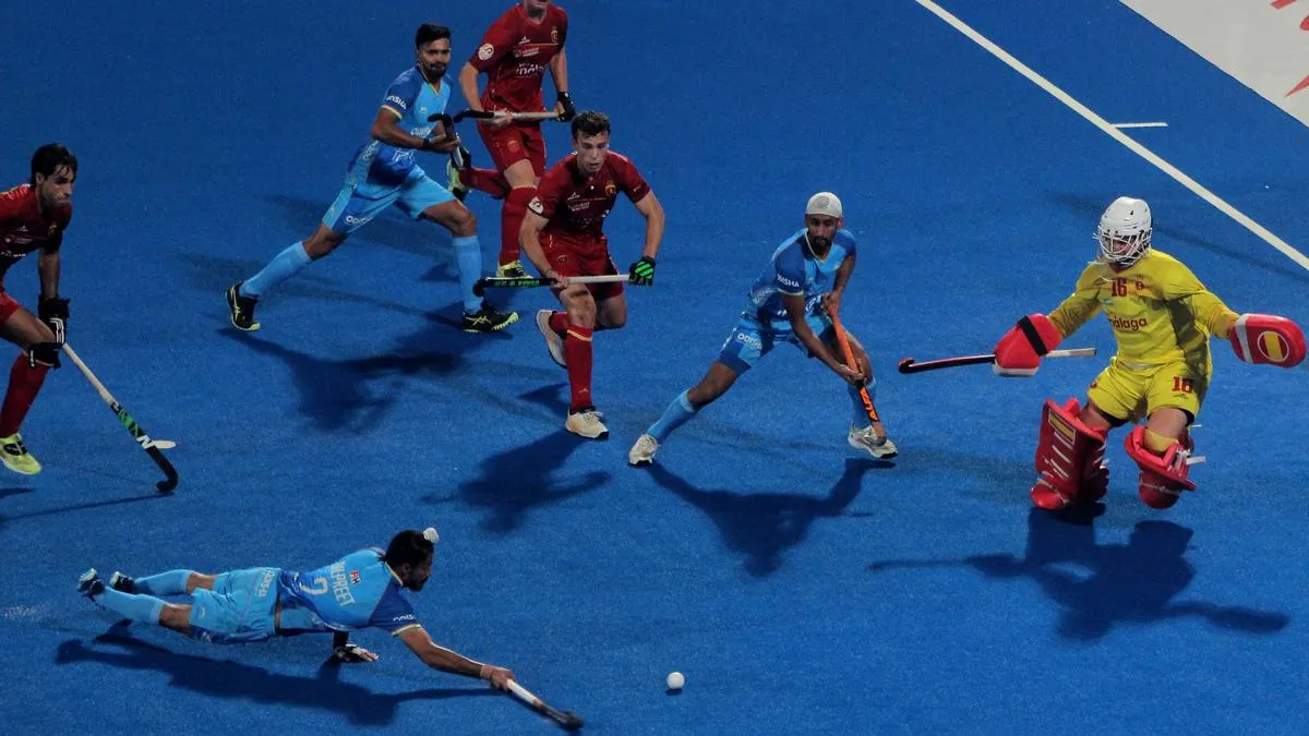 Change of fortunes for Indian men, women go down in shootout