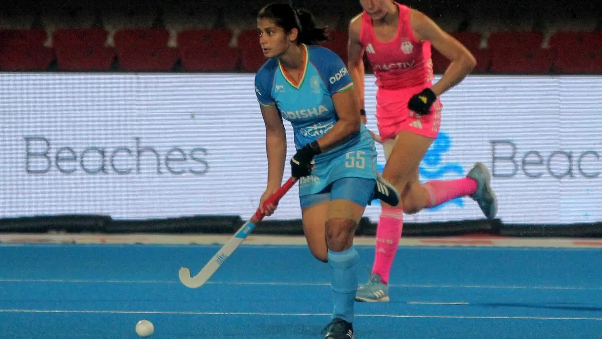 FIH Pro League: Indian women snap losing streak with narrow win against Germany; men thrash Ireland
